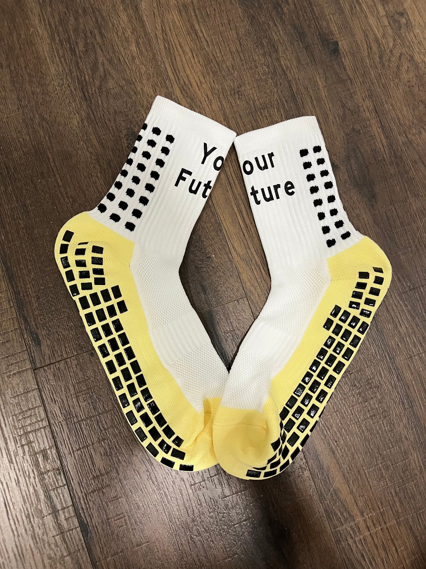 𝓨𝓸𝓾𝓻 𝓕𝓾𝓽𝓾𝓻𝓮 𝓖𝓻𝓲𝓹 𝓢𝓸𝓬𝓴𝓼